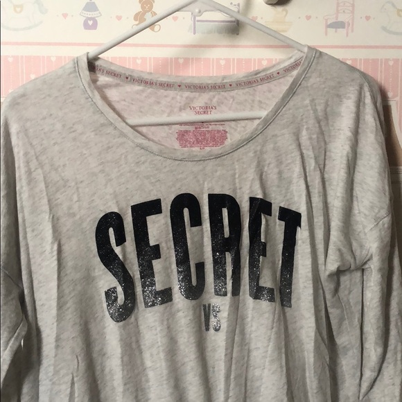 Victoria's Secret Tops - Grey Victoria Secret Top